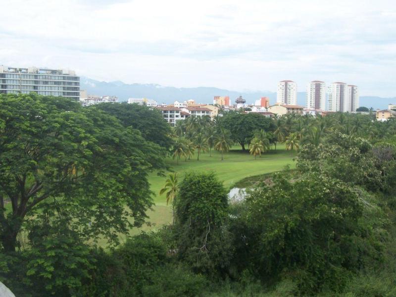 One Puerto Vallarta Aeropuerto Екстериор снимка